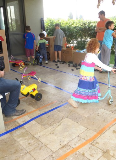 חלק ממסלול חיצוני בימבות ביום הולדת תחבורה