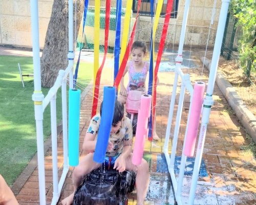 מנהרה לשטיפת בימבות בגן